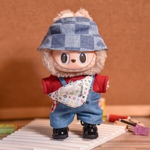 White Fashion Crossbody Messenger‎ Bag For Labubu - Doll & Outfit NOT INCLUDED